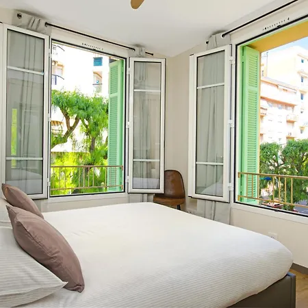 Edouard Vii 2 - Agreable 3 Pieces - - 50 M Des Plages Apartment *