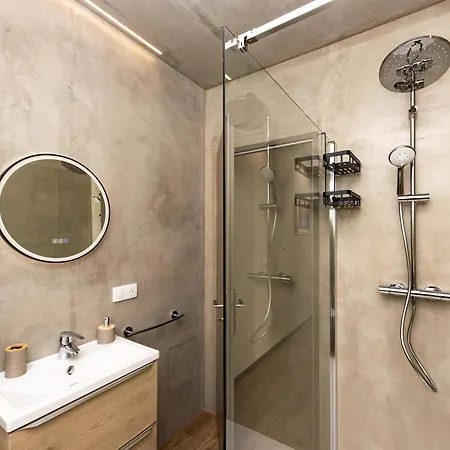 Edouard Vii 2 - Agreable 3 Pieces - - 50 M Des Plages Apartment