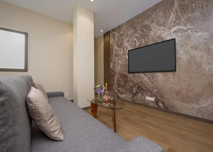 Daire Edouard Vii 2 - Agreable 3 Pieces - - 50 M Des Plages Menton