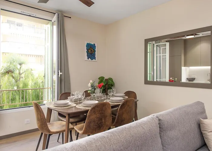 Edouard Vii 2 - Agreable 3 Pieces - - 50 M Des Plages Menton